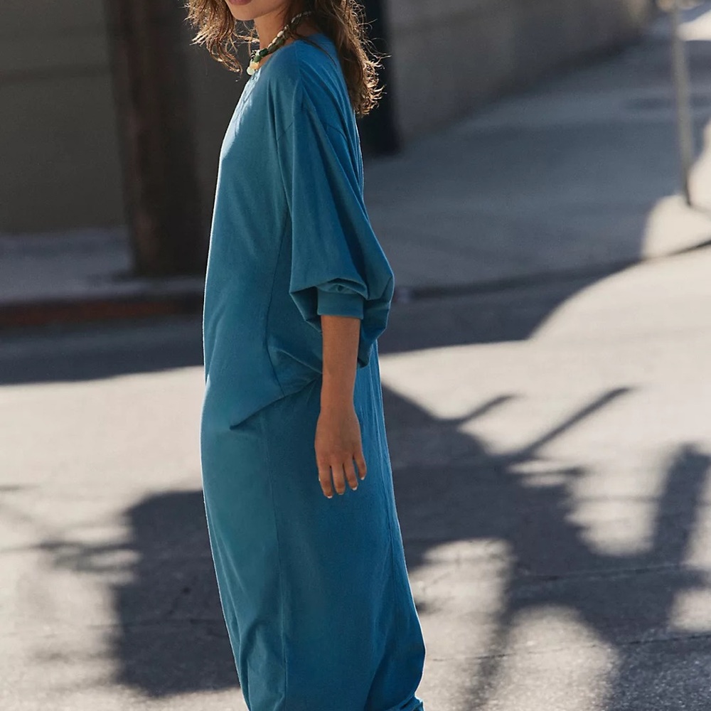 Elegant Blue Maxi Dress